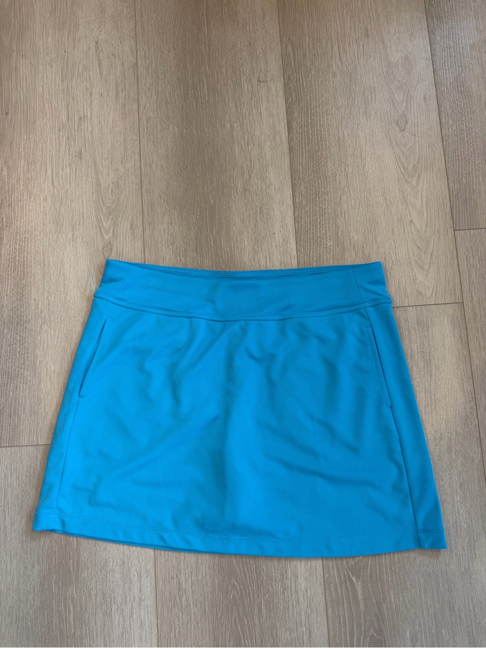 PGA TOUR Airflux  Women’s sz Large  Athletic Golf Skort -  -breathable turquoise